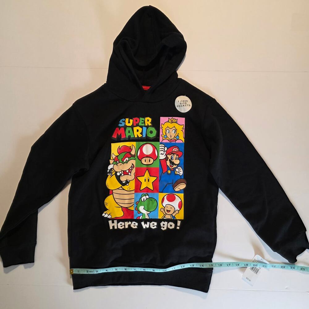 Super Mario Graphic T-Shirt – Size M – Black – Nintendo NWT